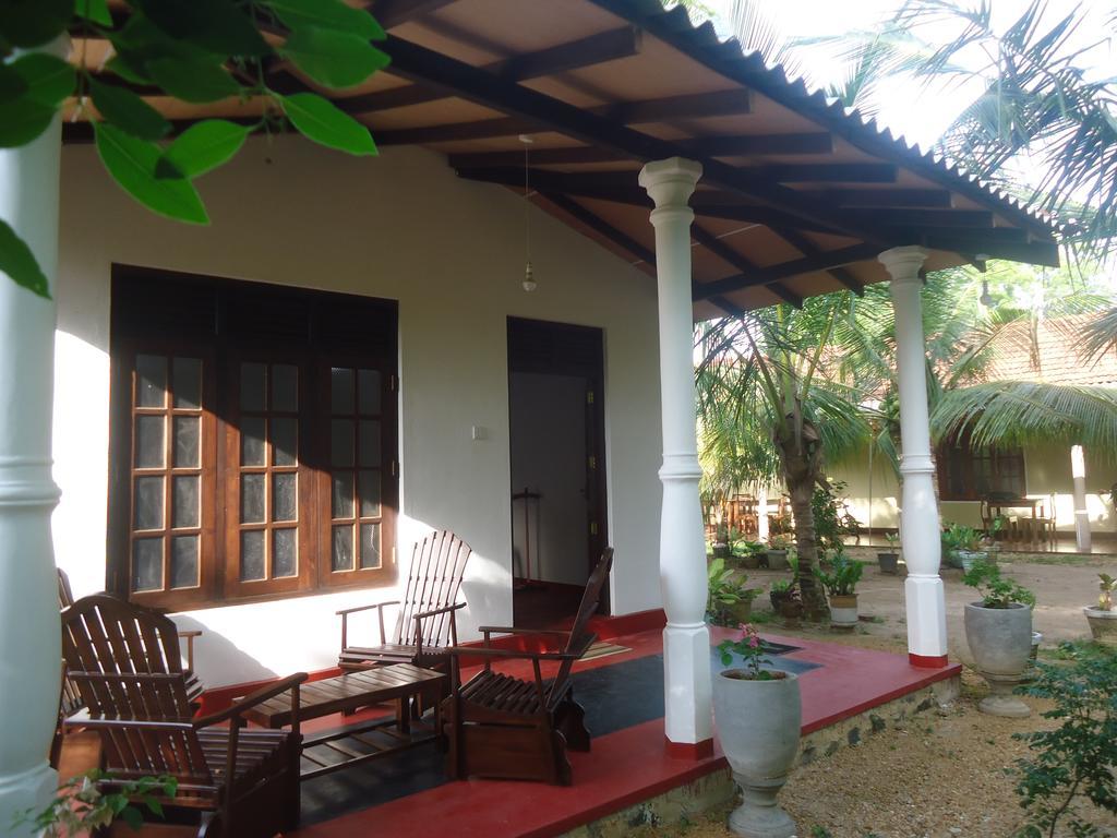 Bay Hill Guest House Тангалла Экстерьер фото